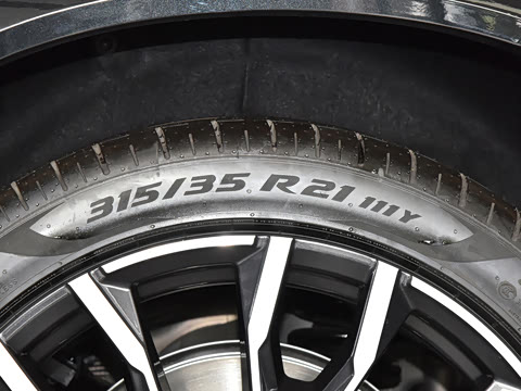 2025�� xDrive 40Li M�˶���ҹ��װ