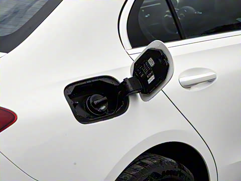 2026�� C 200 L �˶���