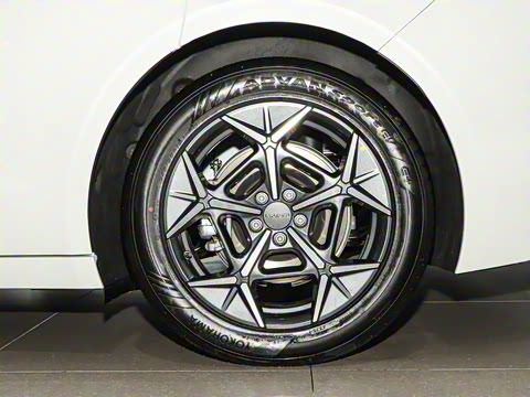 2025�� 120����Ultra H5