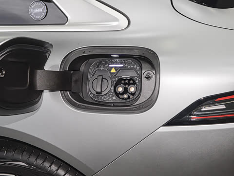 2025�� ��� �����۷��