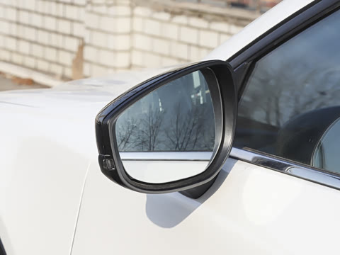 2025�� 2.0L �Զ�������