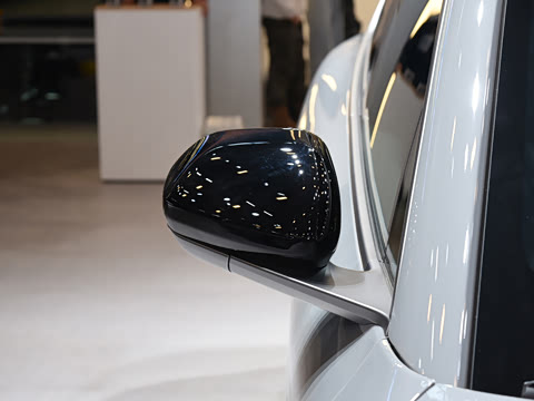 2025�� �ھ������ 100kWh