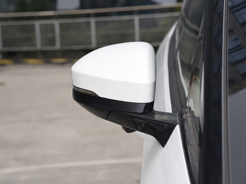 2026�� ���� 750 Ultra