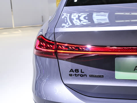 2026�� quattro Ǭ���Ǽݰ�