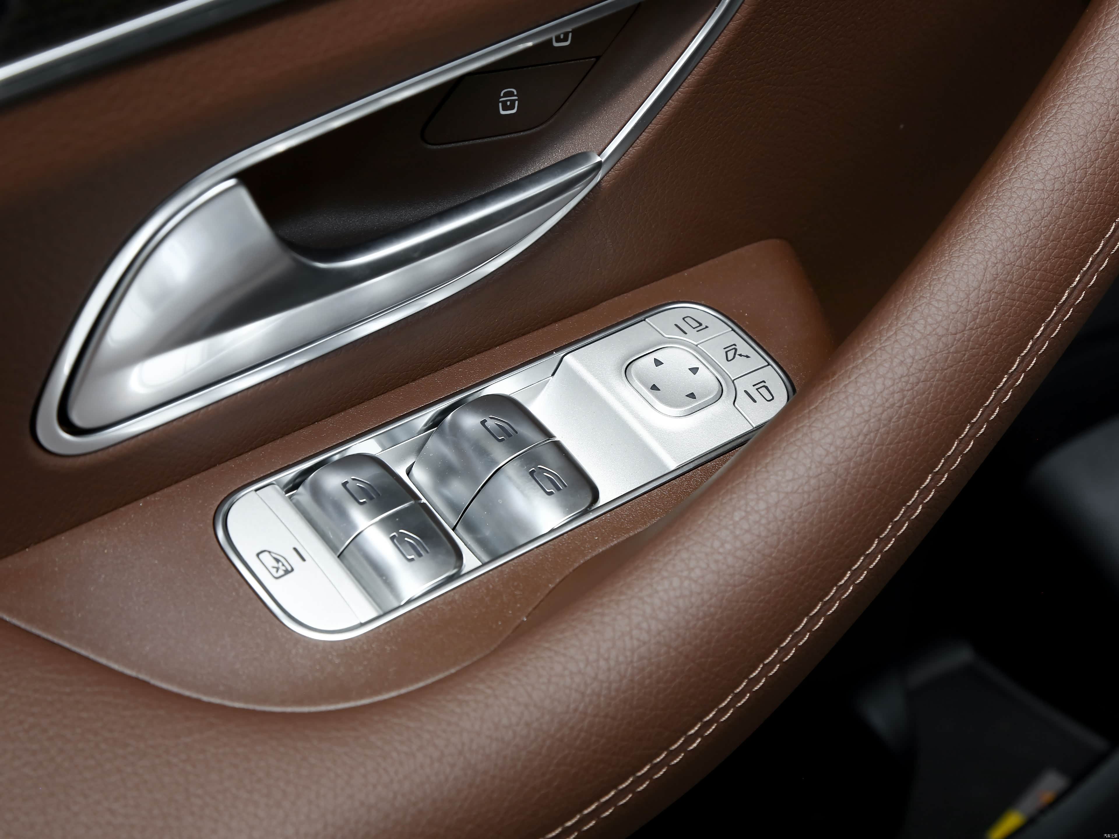Mercedes-Benz GLE, миниатюра 26