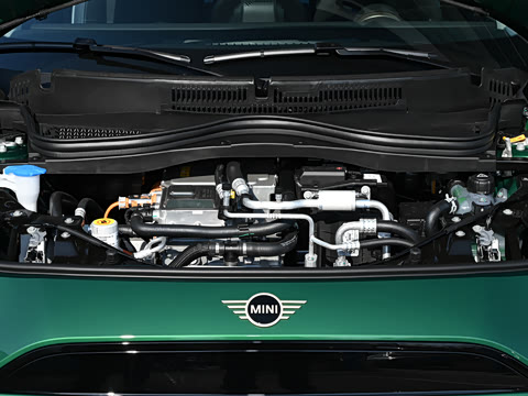 2026�� 466km COOPER E ������