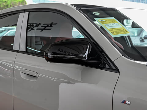 2026�� M35i