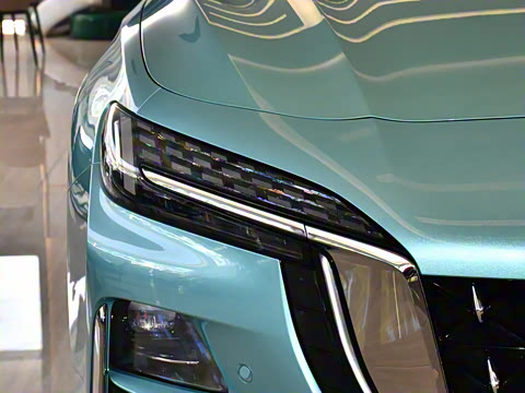 2025�� 2.0T ������