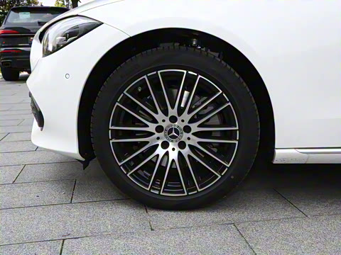 2025�� �Ŀ� C 260 L