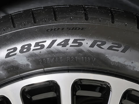 2025�� ���� Ultra�� 53.4kWh 6���� (896�߼����״
