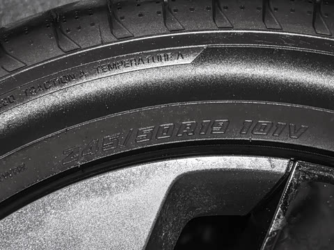 2025�� 60kWh ������