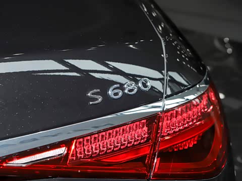 2026�� S 680 4MATIC