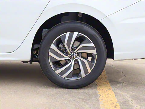 2025�� �Ŀ� 280TSI DSG���а�