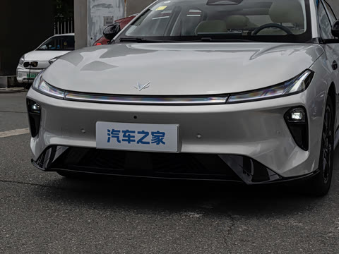 2026�� 535 MAX+�����