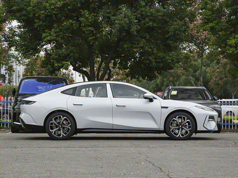 2025�� 610km ������