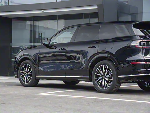 2025�� 215����������