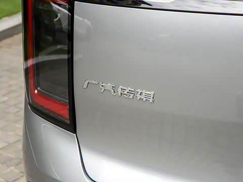 2025�� Ǭ�� UItra 6��