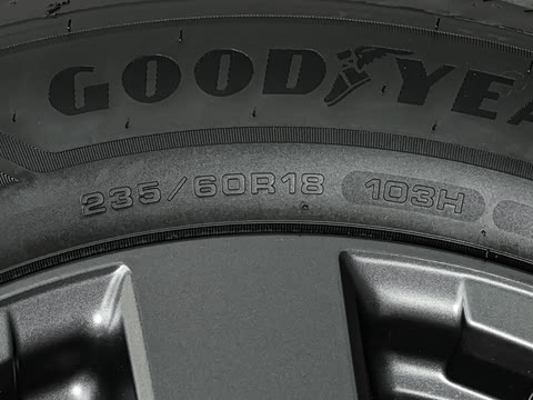 2026�� 2.0L ����������