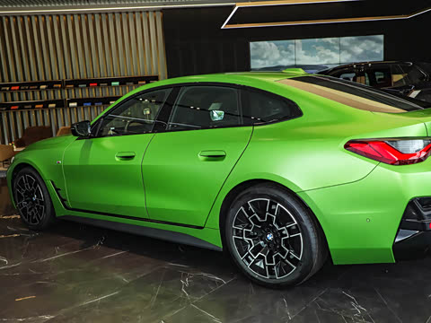 2024�� 430i Gran Coupe M�˶���ҹ��װ