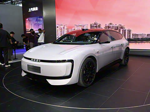 2026�� �ն�����quattro��