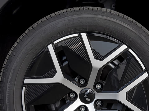 2026�� 1.5T 6MT ������ 