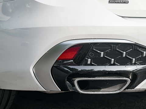 2026�� 2.0T quattro ������