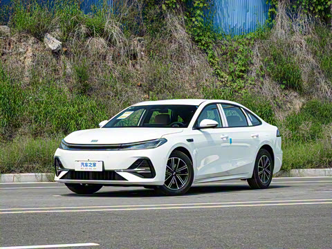 2025�� EM-i 70km ������