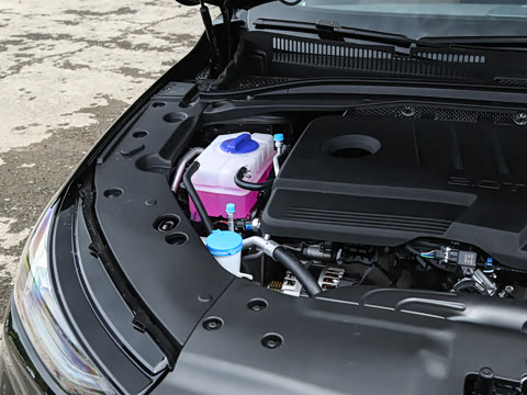 2027�� 2.0T DCT ������