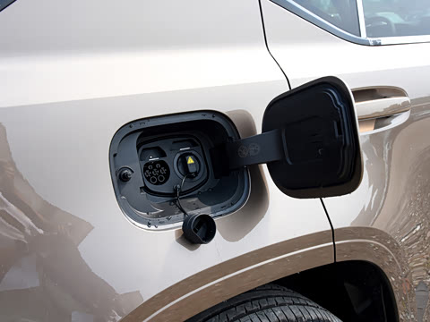 2026�� 1.5T PHEV Max 6��