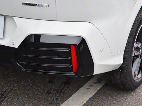 2025�� sDrive25i M�˶���װ