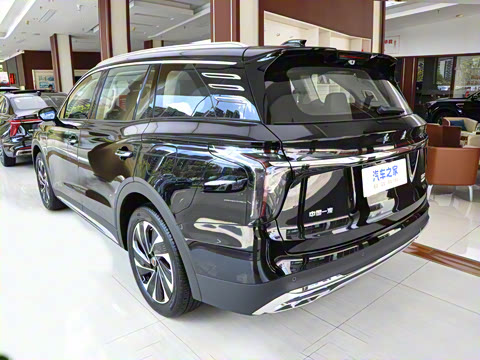 2025�� 2.0T PHEV ���������� 7��