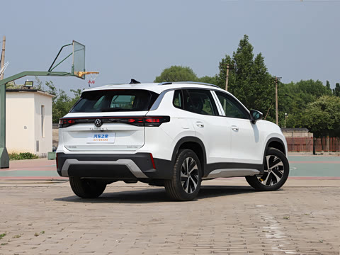 2026�� ̽��L 330TSI ������Ӣ
