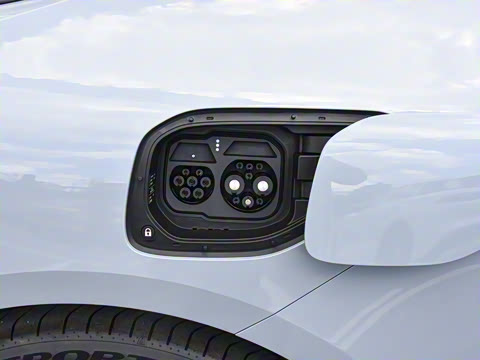 2025�� �Ŀ� Ultra���������