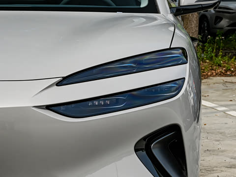 2026�� EV  605�캽��