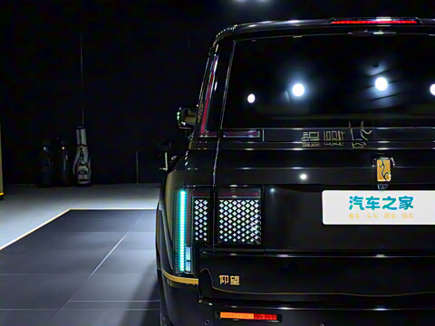 2025�� ������