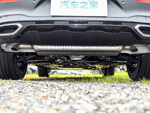 2025�� �Ŀ� GLC 300 4MATIC ����SUV