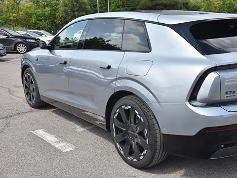 2026�� �콢quattro��