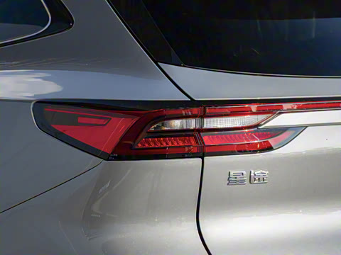 2025�� 300T ������ҹ��