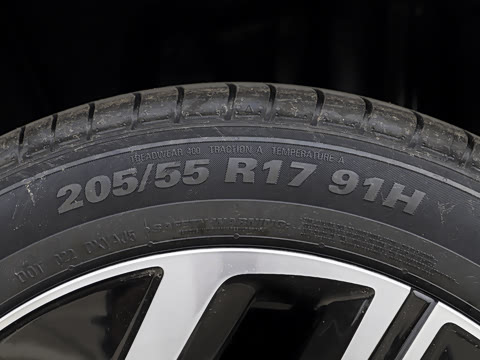 2026�� �Ŀ� 3000������ѡ�� 300TSI DSG ��Խ��