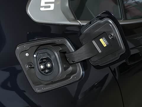 2026�� eDrive 40L M�˶���װ