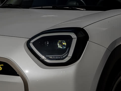 2025�� SE ������