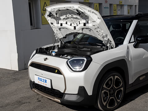 2025�� SE ������