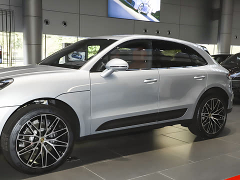 2026�� Macan 2.0T ���ΰ�