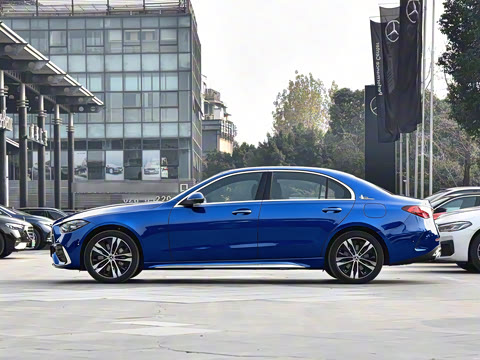2025�� �Ŀ� C 350 eL