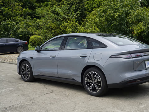 2026�� DM-i 320KM׿Խ��