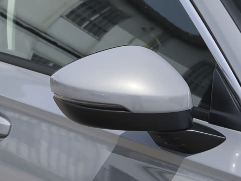 2026�� 240TURBO CVT ��ȤPlus��