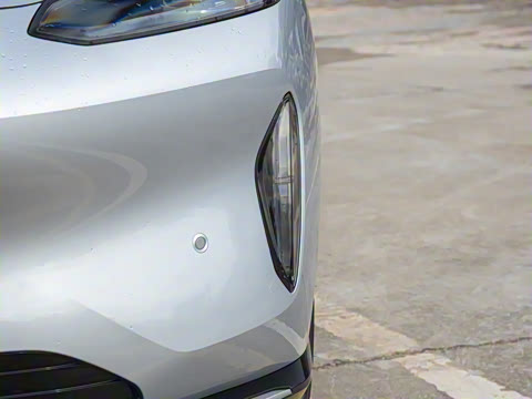 2025�� 670 Max��