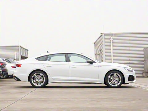 2025�� Sportback ��ذ� 40 TFSI ʱ�ж�����