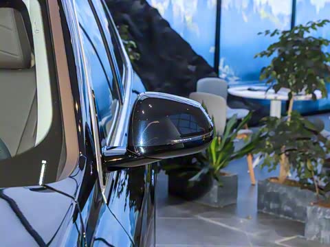 2025�� sDrive25Li X�����װ