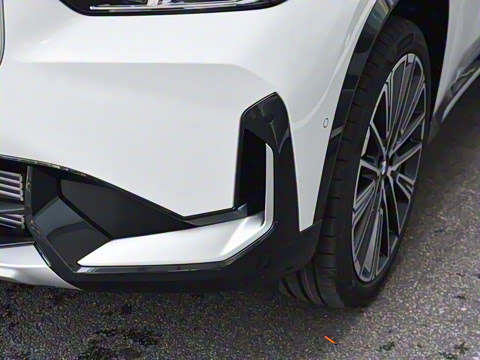 2025�� xDrive25Li X�����װ